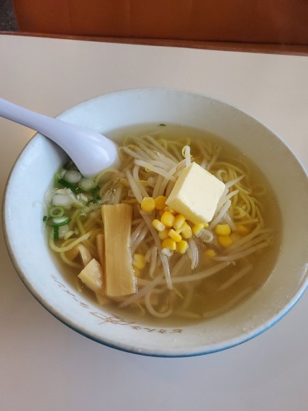 「塩バター@800」@どさん子 湖南店の写真