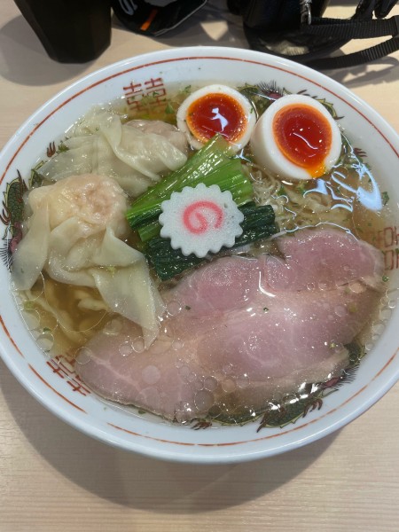 「ちょっとずつ胡椒雲呑麺」@キング製麺の写真