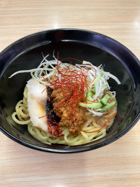 「サバ旨　坦々まぜそば」@スシロー OSC湘南シティ店の写真