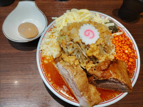 「トマティーナ(ミニ)·豚玉·チーズ[全マシ]」@麺屋 神工の写真