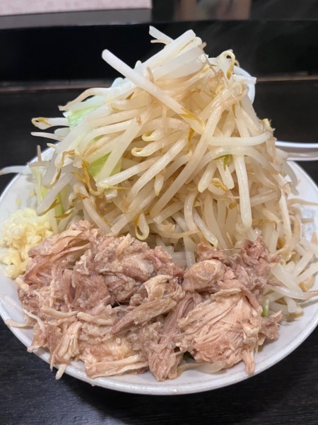 「ラーメン豚増し　ニンニク　ヤサイ」@麺とび六方 茅野店の写真