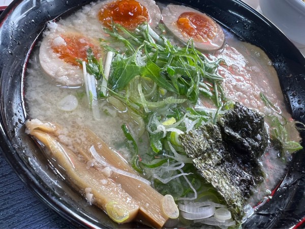 「味玉鶏白湯」@ラーメンガキ大将 谷田部店の写真
