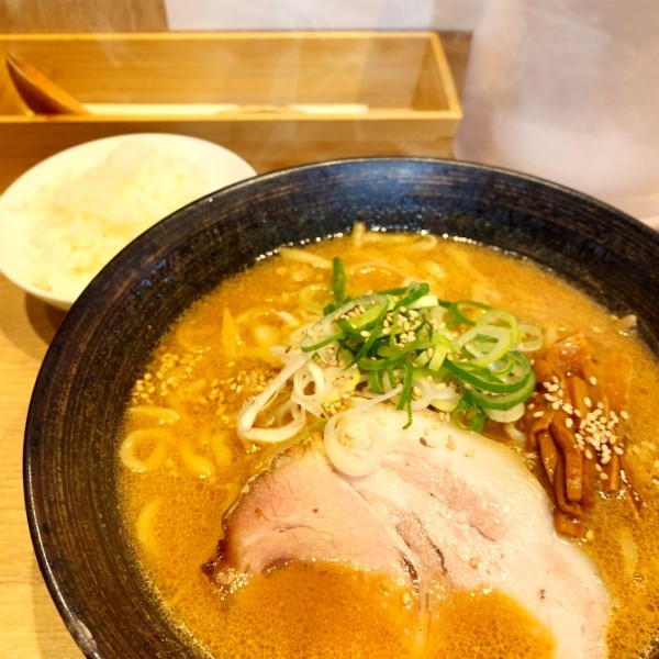 「赤味噌ラーメン」@九段下 中路の写真