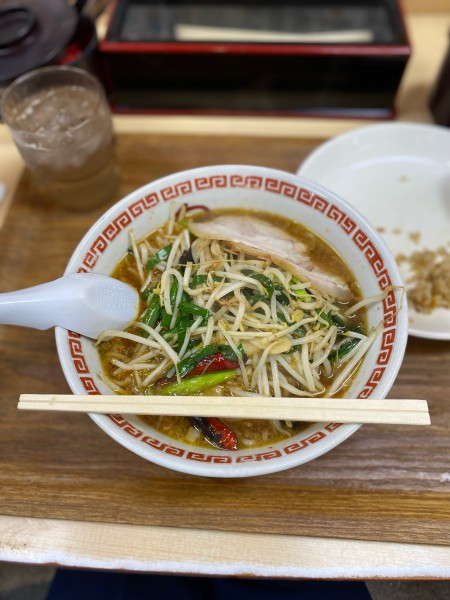 「福山スタミナラーメンチャーハン定食」@八十吉の写真