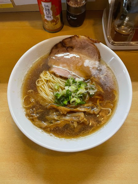 「ラーメン　醤油(850円)」@三代目しゅうの写真
