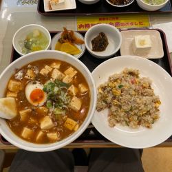 麻婆ラーメン(968円)