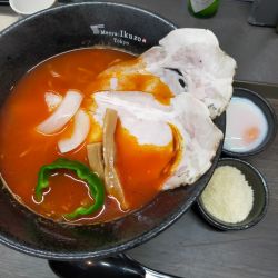 氷見イワシ香るナポらー麺