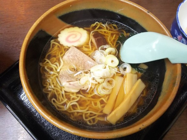 「煮干しラーメン　550円」@お食事処おさないの写真