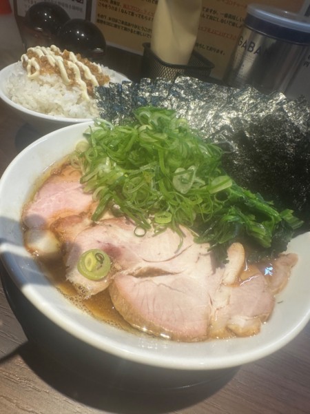 「特製ラーメン」@横浜家系らーめん 輝道家 水道橋駅前店の写真