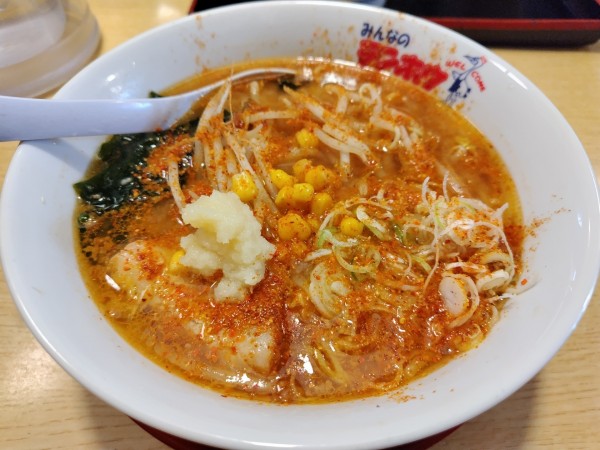 「味噌ラーメン　＋テンホウ七味＆おろしニンニク：無料」@テンホウ 松本渚店の写真