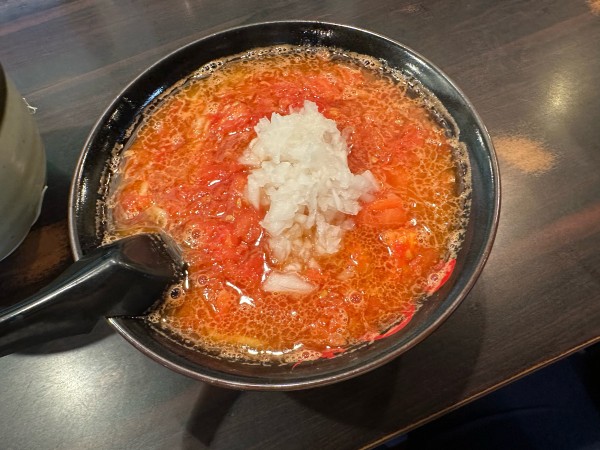 「トマトラーメンI（和・並盛・150g）930円」@環七ラーメン 周麺の写真