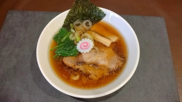 「醤油ら～麺_880円」@手打ち 蓮の写真