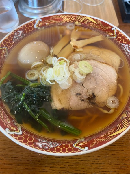 「醤油味玉ラーメン」@自家製手もみ麺 ラーメン赤松の写真