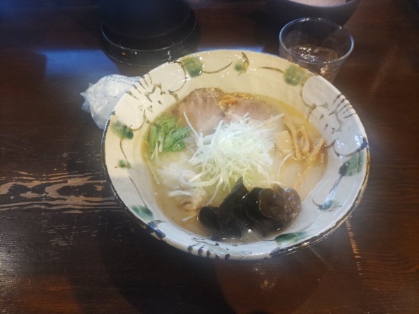 「塩ラーメン＋海老ワンタン」@いち井の写真