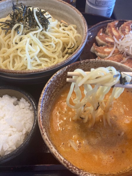 「つけ麺餃子セット＋ごま坦々つけ汁1200」@五味八珍 メイワン店の写真