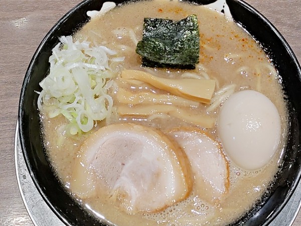 「特製中華そば」@六厘舎TOKYO ソラマチ店の写真