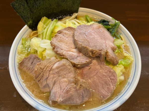 「キャベツチャーシューメン、中盛り、固め、薄め」@横浜家系ラーメン 中島家の写真