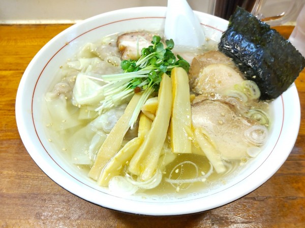 「塩ワンタン麺＋チャーシュー」@佐野ラーメン たかのの写真