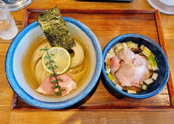 「昆布水つけ麺 塩 (大) ちょい肉増し」@YOKOKURA STOREHOUSEの写真
