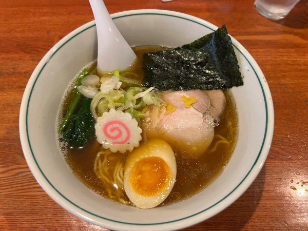 「煮干しベース　醤油ラーメン」@麺屋二八の写真