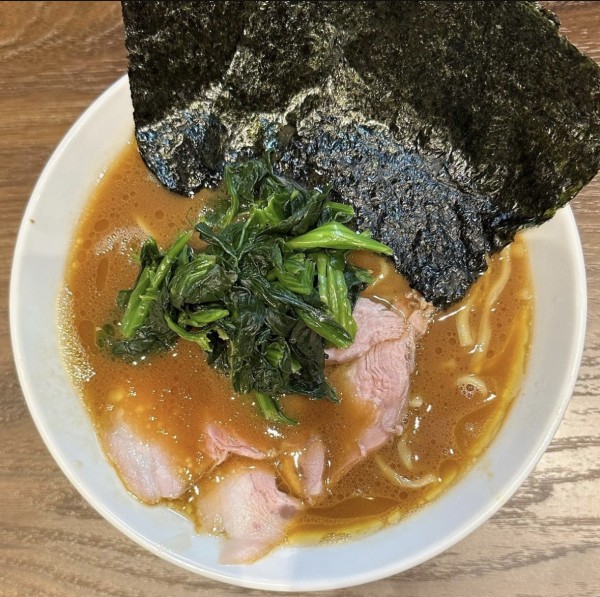 「ラーメン」@横浜家系らーめん 輝道家 水道橋駅前店の写真