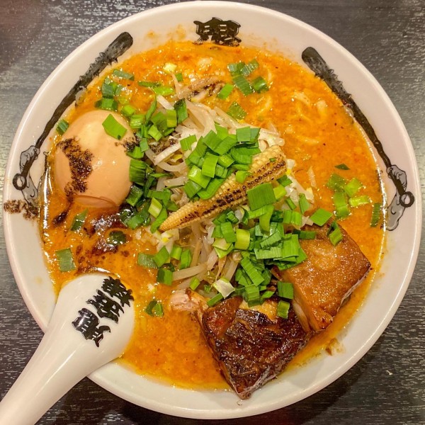 「特製カラシビ味噌らー麺 ¥1,330」@カラシビ味噌らー麺 鬼金棒 池袋店の写真