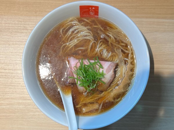 「煮干し中華そば」@煮干中華そば ハナアオイの写真