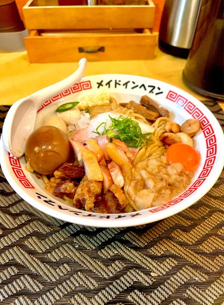 「ヘブン盛油そば【TP】味付背脂」@メイドインヘブンの写真