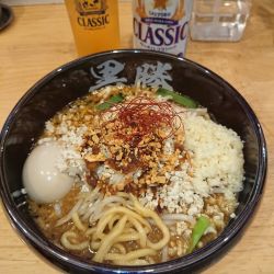 札幌クラシック缶＋にんにく味噌らーめん＋味玉