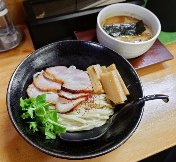「辛つけ麺」@麺屋 白神の写真