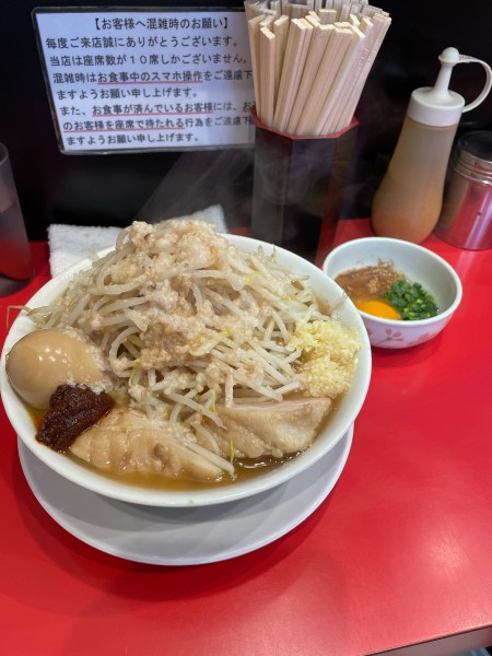 「味玉ラーメン＋肉１枚追加＋スキヤキ」@用心棒の写真