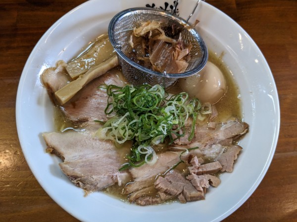 「特製らーめん」@らーめん かつお拳の写真