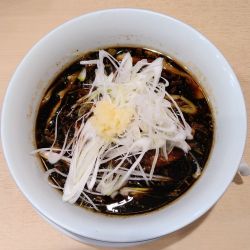 鶏そばブラック＋替玉