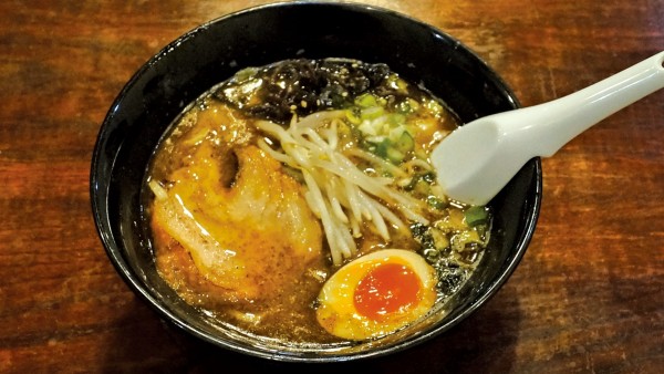 「魚介とんこつ」@とんこつらーめん つけめん 鋼 HAGANEの写真