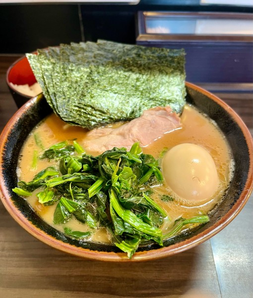 「のり玉ラーメン【TP】ほうれん草」@横浜家系らーめん 武術家の写真