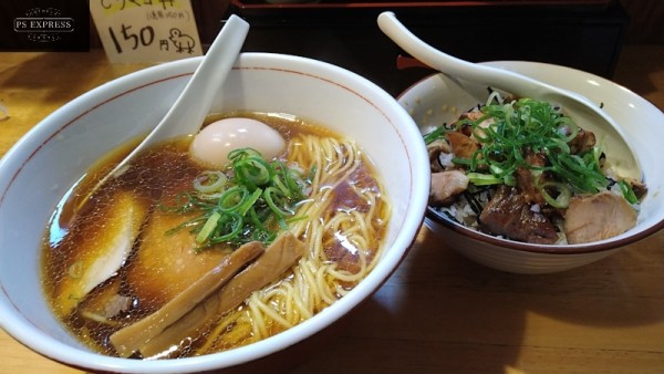 「味玉醤油らーめん＋炙りチャーシュー丼」@麺屋 ゆきひらの写真