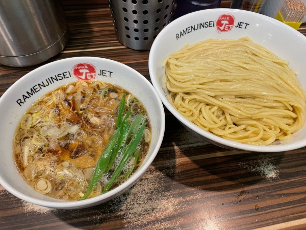 「醤油つけ麺」@ラーメン人生 JET 福島本店の写真