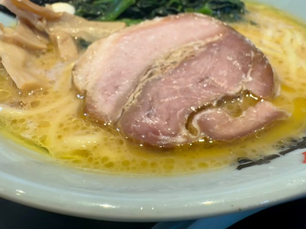 「ラーメン＋ほうれん草増し」@町田商店 藤沢湘南台店の写真