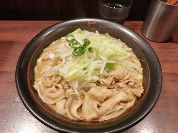 「味噌らーめん　　870円」@麺創研 紅 武蔵新城の写真