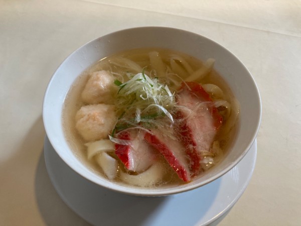 「豚トロチャーシューと海老団子入りスープそば」@馥香の写真