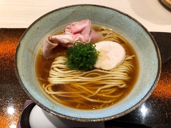 「醤油らぁ麺」@入鹿TOKYOの写真