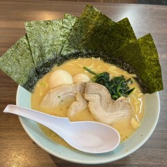 横浜家系ラーメン 魂心家 中央林間店の画像