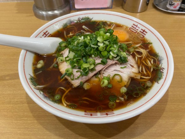 「中華そば玉子入り(650円)」@スター本店の写真