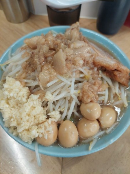 「ラーメン＋漬けウズラ＋生卵1150円」@俺の生きる道 白山店の写真