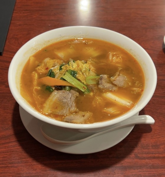 「牛カルビメン辛口」@中華料理 紫藤園の写真