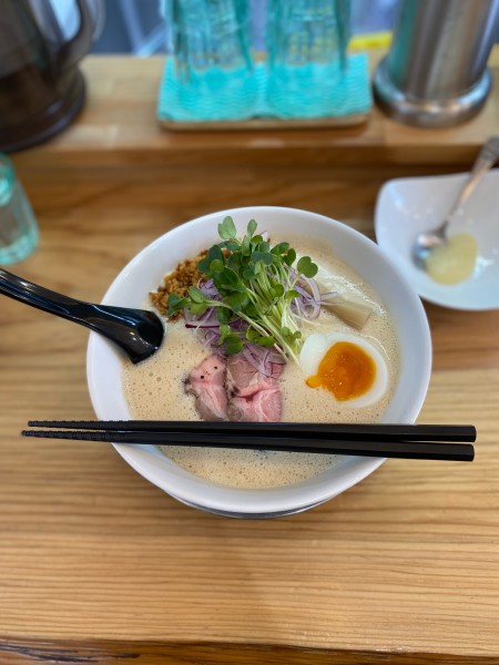 「鶏泡醤油大盛」@鶏泡そば 草戸ベースの写真