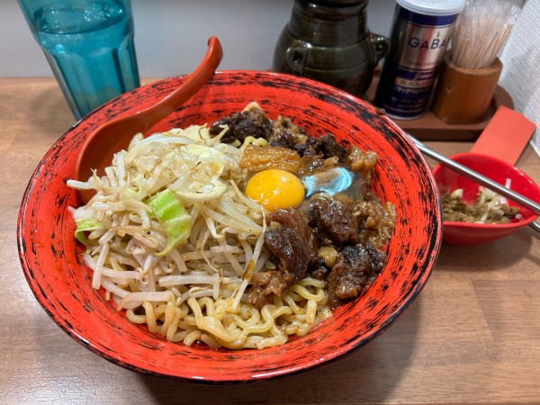 「牛すじぶっかけ」@らーめんしょっぷ 中吉の写真