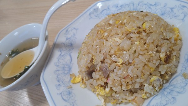 「チャーハン小盛り」@ぎょうざの満洲 つつじヶ丘北口店の写真