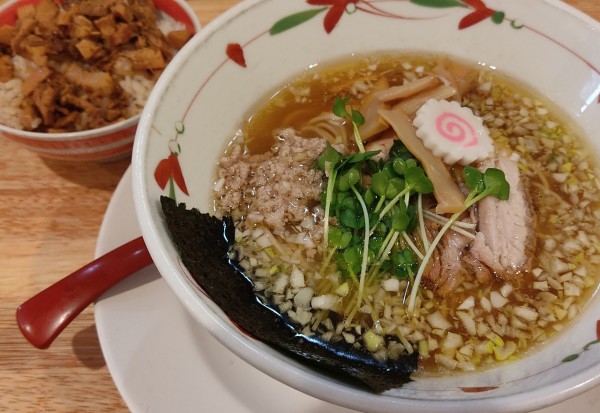 「醤油らーめん　薄口・細麺」@らーめん天神下 大喜の写真