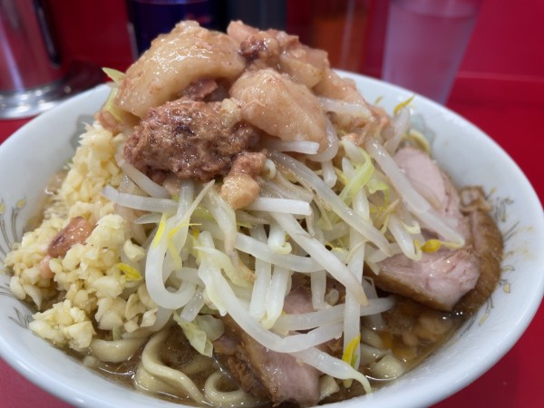 「小豚ラーメン」@ラーメン二郎 生田駅前店の写真
